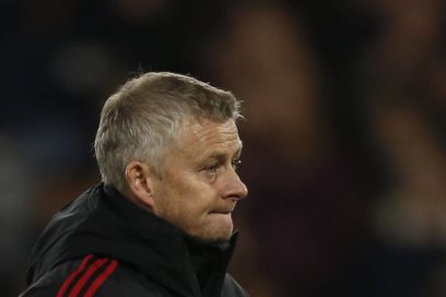 Manchester United vuelve a sufrir una penosa goleada (1-4) y peligra el puesto de Solskjaer.