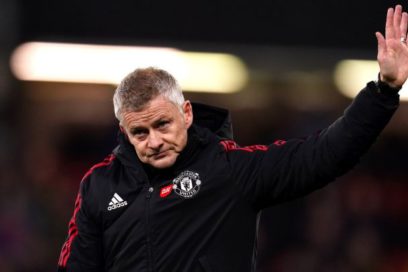 Manchester United decidió tras la derrota ante Watford destituir a Ole Gunnar Solskjaer como técnico. La nefasta dinámica en las últimas semanas fue imposible de salvar. El United es séptimo en la Premier League y se encuentra a 12 puntos del líder, el Chelsea.