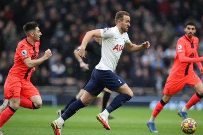 El Tottenham golea 3-0 al débil Norwich.