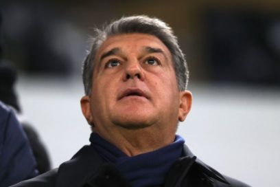 Laporta: «Estamos de acuerdo en que debemos reforzar el primer equipo, el problema es que tenemos contratos heredados muy elevados en la plantilla que no dan margen salarial. Buscamos la manera de mejorar en el mercado de invierno y lo conseguiremos».