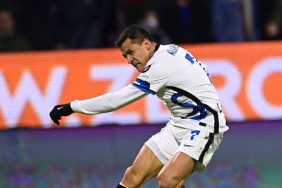 Resultados Europa: Bayern de Múnich (Müller, Upamecano, Sané, Lewandowski) 4-0 Wolfsburgo, Lazio (Pedro, Acerbi, Zaccagni) 3-1 Genoa (Melegoni), Salernitana 0-5 Inter de Milán (Persic, Dumfries, Alexis Sánchez, Lautaro Martínez, Gagliardini).