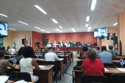 Sobre rescatar valores y las redes sociales se debatió en Pleno del SNTECD