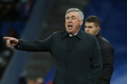 Carlo Ancelotti: «Somos favoritos para ganar LaLiga pero estamos focalizados en el futuro. Una baja mental puede costarte caro y creo que lo estamos haciendo bien y es la única manera de acercarse a la victoria en cada partido».