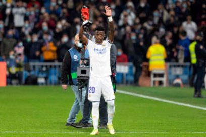 Derbi: Real Madrid derrotó 2-0 al Atlético de Madrid en una nueva edición del derbi de Madrid. En la grama del Santiago Bernabéu, los de Ancelotti vencieron gracias goles de Karim Benzema y Marco Asensio. Los blancos son líderes con 42 puntos.