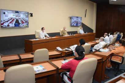 Encuentro del Presidente cubano con más de 900 miembros del Contingente Henry Reeve