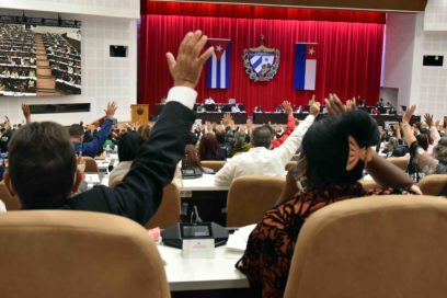 Parlamento da luz verde al Código de las Familias e irá a consulta popular