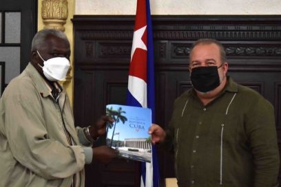 Entrega Primer Ministro informe de su rendición de cuenta ante la Asamblea Nacional del Poder Popular