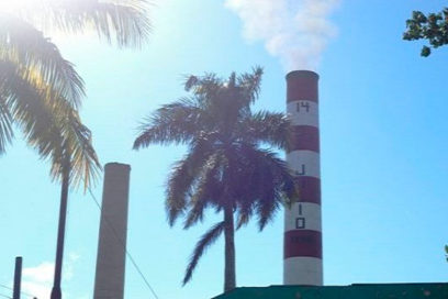 Zafra azucarera 2021-2022: Pitó primero el central 14 de Julio