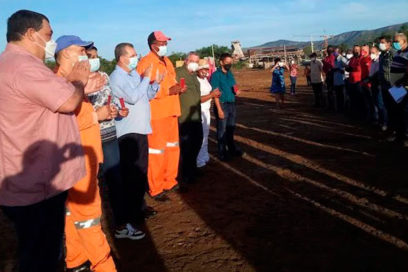 Reconocen labor de constructores santiagueros