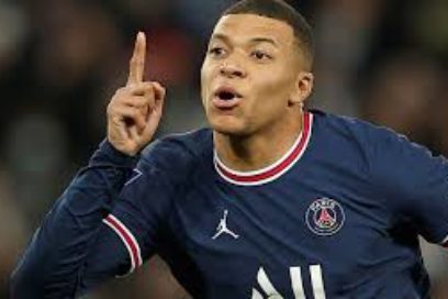 Mbappé: «Pasar del Mónaco al PSG, era lógico. Ahora que hablamos de carrera, puede haber espacio para lo imprevisto. Darse gusto, crear la sorpresa, forma parte de la belleza del deporte. Pueden ocurrir cosas que cambian tus planes».