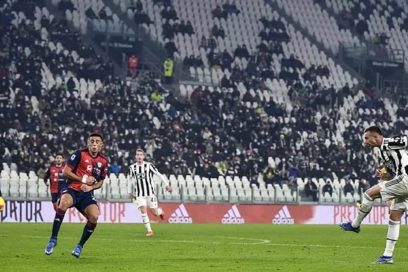 Italia: mascarilla FFP2 obligatoria para aficionados en los estadios desde 2022.