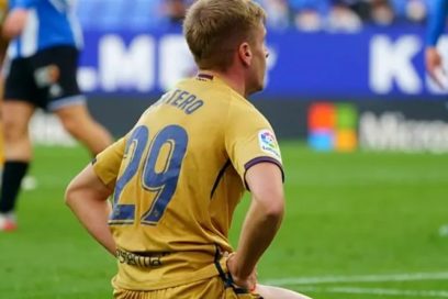 El Levante perdió este sábado ante el Espanyol (4-3) en Cornellà y enlazó su vigésimo quinto partido seguido sin conocer la victoria en Primera División, racha que se convierte en la peor en toda la historia de la Liga. El indeseado récord estaba en manos del Sporting de Gijón.