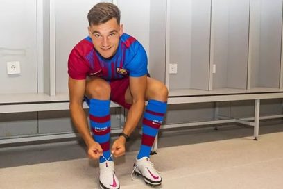 Ferran Jutglà, de 22 años, el último hombre llamado por Xavi para el Barcelona.