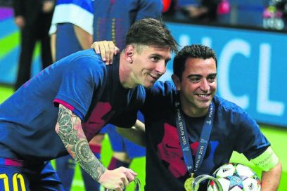 Xavi sobre el Balón de Oro a Messi: “Me parece de justicia futbolística, es el mejor del mundo y de la historia. Creo que fue Pep Guardiola el que dijo que nunca es injusto que le den un Balón de Oro a Messi. Pienso lo mismo”.
