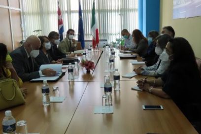 Recibe titular de Economía y Planificación a Viceministra de Asuntos Exteriores y de Cooperación Internacional de Italia