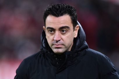 Xavi tras la eliminación: «En los momentos de cara o cruz, siempre nos toca cruz y tenemos que cambiar esta dinámica. Son dos golpes duros, dos títulos perdidos. Tenemos que seguir intentándolo, no queda otra”.