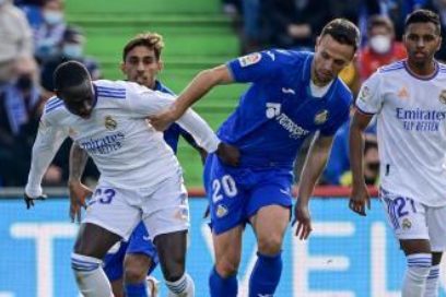 Resultados Europa: El Real Madrid cayó 1-0 en su visita al Getafe, que consiguió los tres puntos gracias a un tanto de Enes Ünal. En Inglaterra, el Leeds United venció 3-1 al Burnley, mientras que el Brentford derrotó 2-1 al Aston Villa.