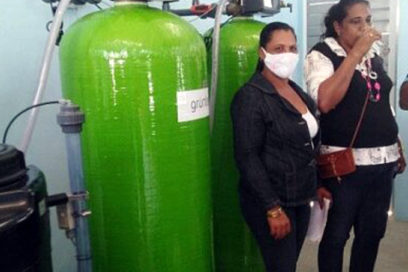 Planta desalinizadora abastece de agua a barrio rural de Cauto Cristo