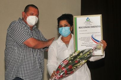 Reconocimiento especial a los trabajadores de la Salud en Las Tunas