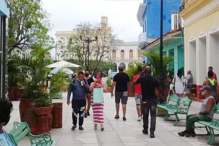 Durante las tres jornadas de trabajo se realizarán intercambios en centros de trabajo y de servicios, así como en comunidades de los ocho municipios del territorio. Foto: Delia Proenza/Escambray