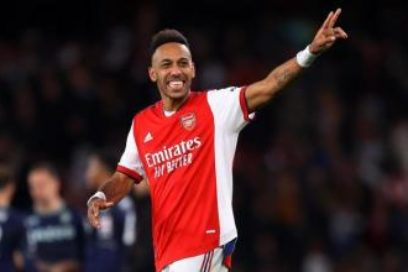El Arsenal confirmó la salida de Aubameyang: A través de un ‘post’ en las redes sociales, el Arsenal confirmó la salida del delantero Pierre Emerick Aubameyang y le agradeció su paso por el equipo ‘gunner’.