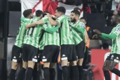 Copa: El Real Betis venció dos goles por uno al Rayo Vallecano en la ida de semifinales de la Copa del Rey. Los locales se adelantaron con diana de Álvaro García, pero los verdiblancos remontaron por medio de Borja Iglesias y William Carvalho.