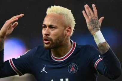 Neymar: “La selección se ha distanciado de la afición, no sé por qué, pero lo veo a través de los partidos. Se comenta poco, poca gente sabe cuándo vamos a jugar. Y eso es malo, es triste, cuando juega la selección, ya no es importante».