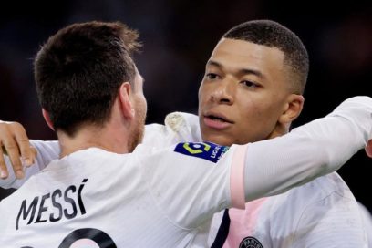 Resultados Europa: Villarreal 2-0 Real Betis, Real Madrid 1-0 Granada, Juventus 2-0 Hellas Verona, Atalanta 1-2 Cagliari, Sampdoria 4-0 Sassuolo, Napoli 2-0 Venezia, Borussia Dortmund 2-5 Bayer Leverkusen, PSG 5-1 Lille.