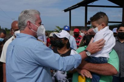 Los comunistas van al frente