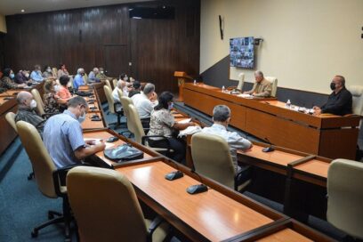 COVID-19: Nuestros abuelos están corriendo peligro, cuidémoslos