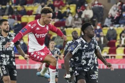 El Mónaco se consolida en Europa venciendo al Olympique de Lyon 2-0.