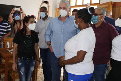 Recorre Díaz-Canel municipio capitalino de Regla (+Fotos)