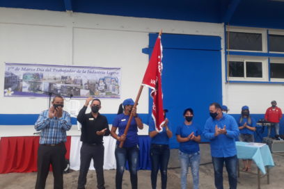 Resaltan aportes de los trabajadores de la Industria Ligera