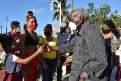 Producir más es defender la Revolución