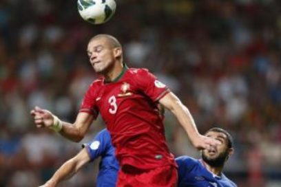 Portugal prepara la repesca ante Turquía: La selección portuguesa de fútbol ya se encuentra concentrada para enfrentar a Turquía el jueves en la repesca para Qatar 2022. Cristiano Ronaldo y Joa Félix ya se han incorporado y Pepe será baja por Covid.