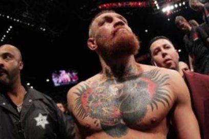 Connor McGregor quiere comprar el Chelsea: El luchador Connor McGregor va en serio en sus deseos de comprar el club, puesto en venta por Roman Abramovich. McGregor ha lanzado una oferta de 1800 millones de euros.