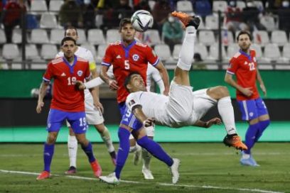 Suárez se convierte en el máximo goleador de la historia de las eliminatorias sudamericanas.