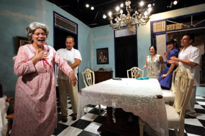 Organiza CNIAE diálogos sobre teatro cubano y Contigo pan y cebolla, de Héctor Quintero