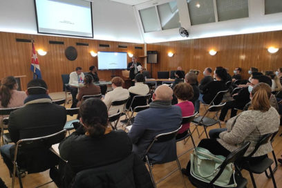 Cubanos debaten en Francia sobre Código de las Familias