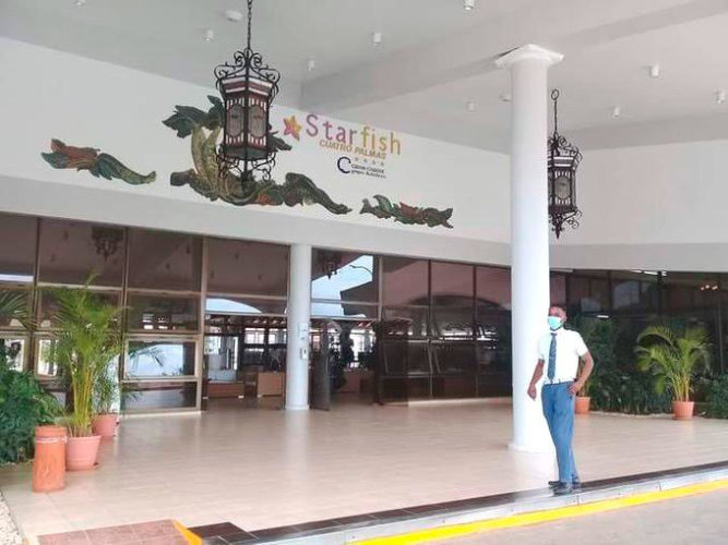 Cuatro veces consecutivas Vanguardia Nacional, antes de la pausa impuesta por la COVID-19 óptimos resultados de eficiencia y calidad en los servicios tenía esta instalación. Foto: De la cuenta de tuiter del hotel Starfish Cuatro Palmas