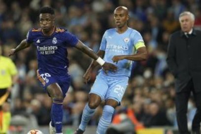 El City lleva una pequeña ventaja al Bernabéu: El Man. City derrotó 4-3 al Real Madrid en el partido de ida de las semifinales de la Champions. De Bruyne, Gabriel Jesús, Foden y Bernardo marcaron por el City y Benzema (2) y Vinicius por el Madrid.