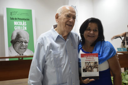 Presentan libro Los Rodiles, Pasión de siempreviva (+ Fotos)