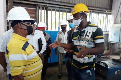 Combatientes de Girón recorren centros laborales de Las Tunas (+ Fotos)