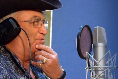Concierto de Eliades Ochoa en Torcedores en homenaje a los trabajadores cubanos
