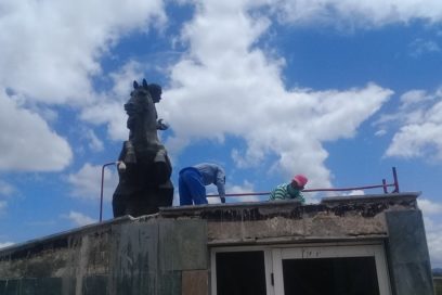 Retoques a la majestuosidad de la plaza Antonio Maceo Grajales