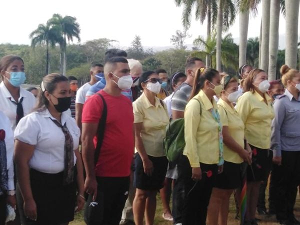 El homenaje a la Eterna Presidenta de la FMC en el Segundo Frente contó con una representación del pueblo de ese municipio santiaguero. Foto: CTC Santiago de Cuba