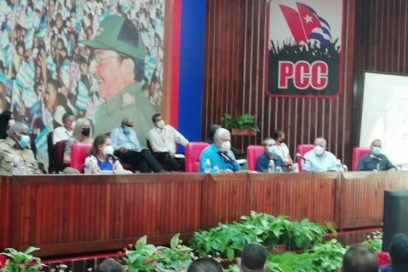 Díaz-Canel en la Asamblea Provincial del Partido en Holguín