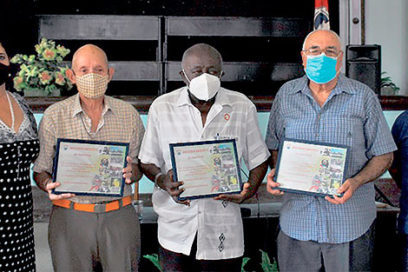 Los que hicieron posibles las sonrisas