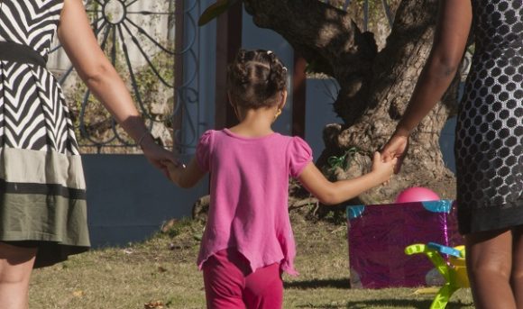 Las parejas homoafectivas estarán en igualdad de condiciones para optar por la adopción como forma para constituir una familia, de aprobarse el nuevo Código. / Jorge Luis Sánchez Rivera