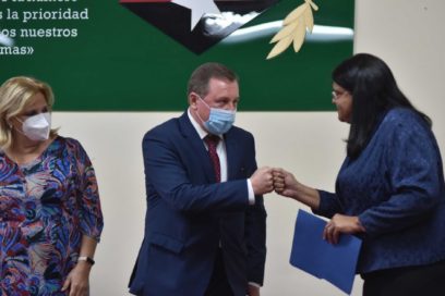 Entrega gobierno de Rusia donativo de trigo a Cuba